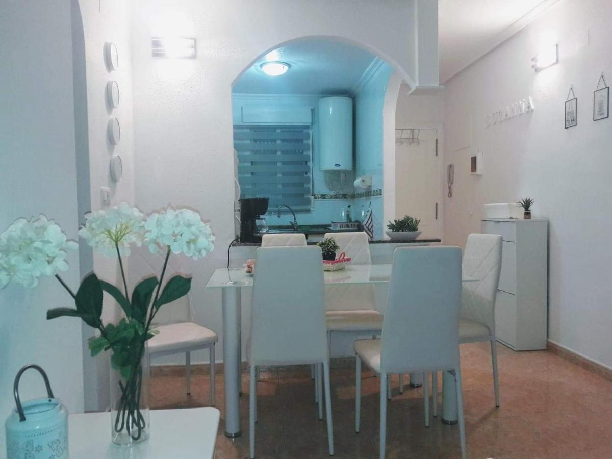 Apartament Margaret Torrevieja Exterior foto