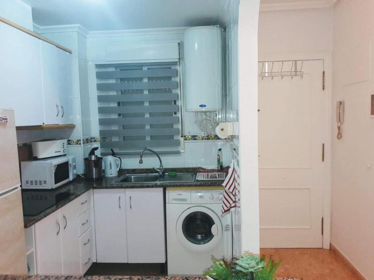 Apartament Margaret Torrevieja Exterior foto
